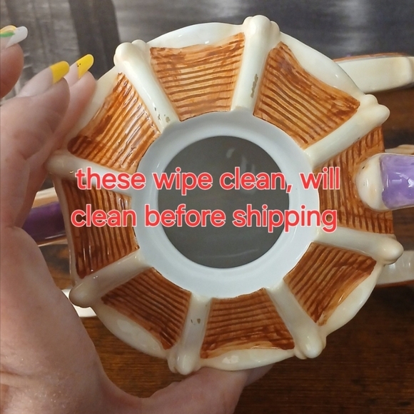 CINDERELLA'S  CARRIAGE COLLECTORS TEAPOT Purple and Orange 1 PC - Picture 7 of 9